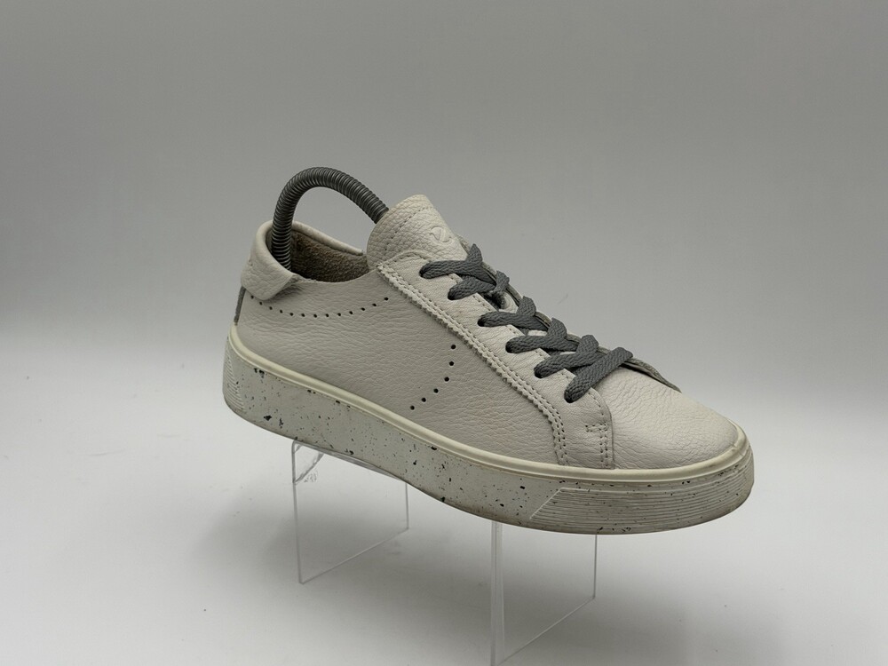 ECCO Women’s Size 7.5/8 US 38 EUR Street Tray Leather Lace Up Sneaker Ivory